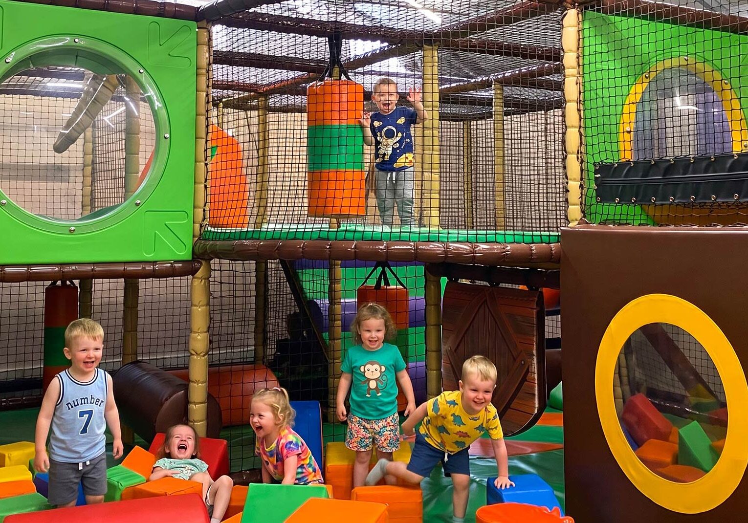 kids-playing-in-soft-play-area-thumb